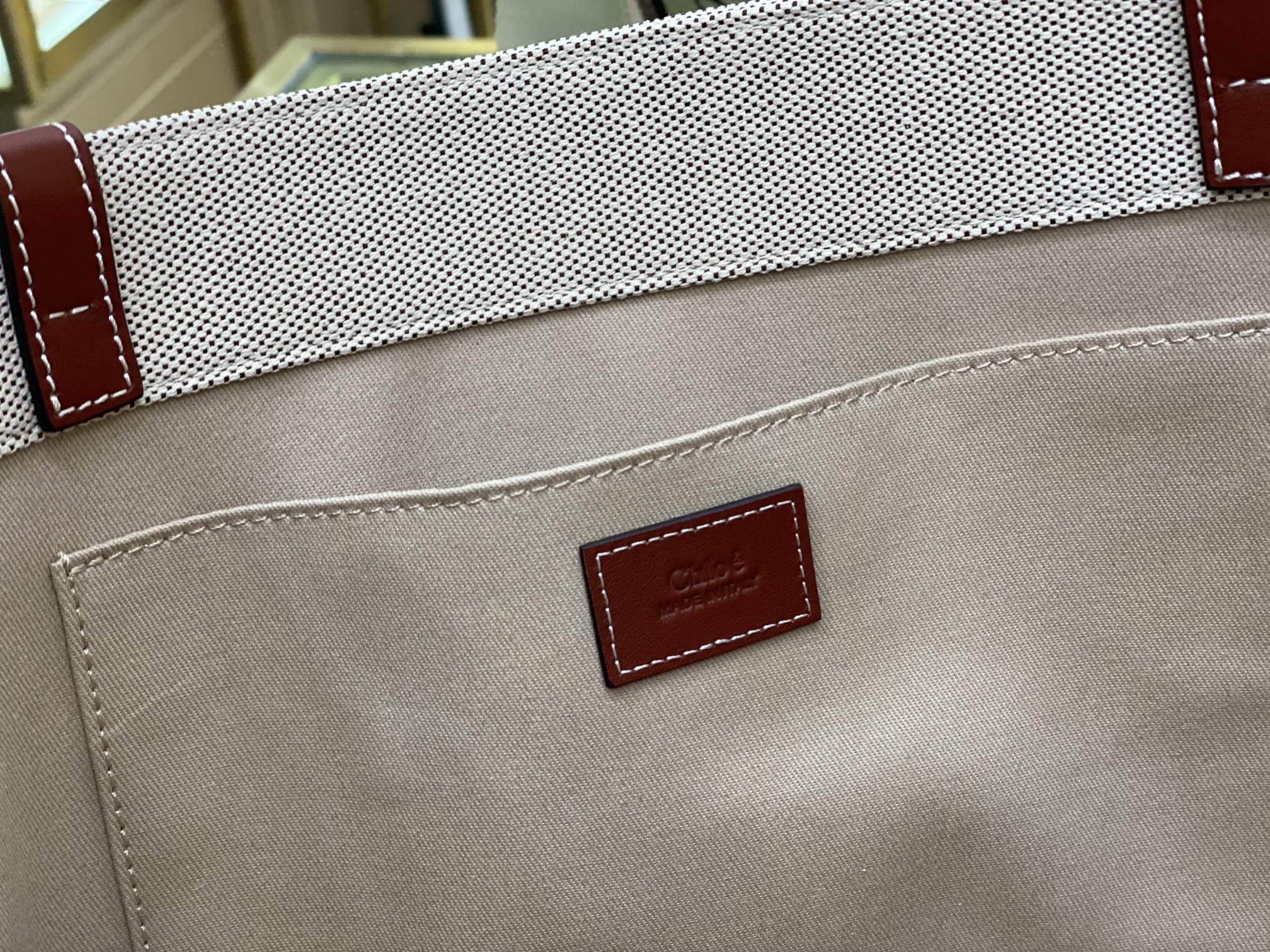 Chloe Large Woody Tote Bag In Linen 